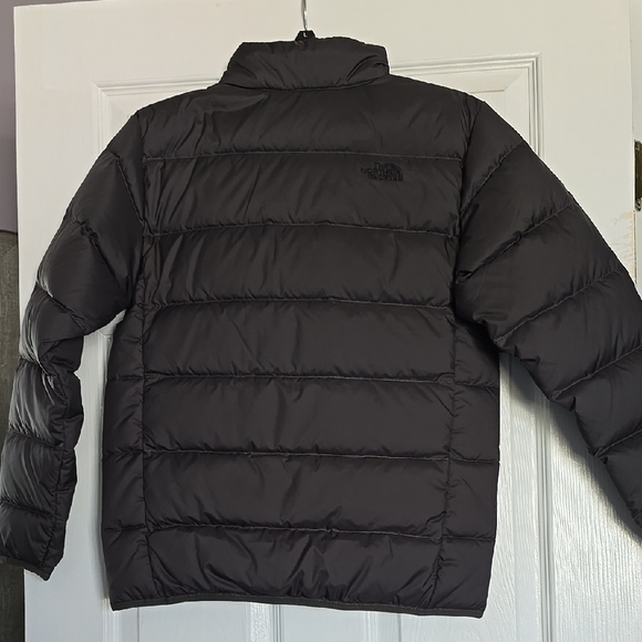 The North Face Black Puffer Jacket Kids 14/16 - Picture 6 of 11